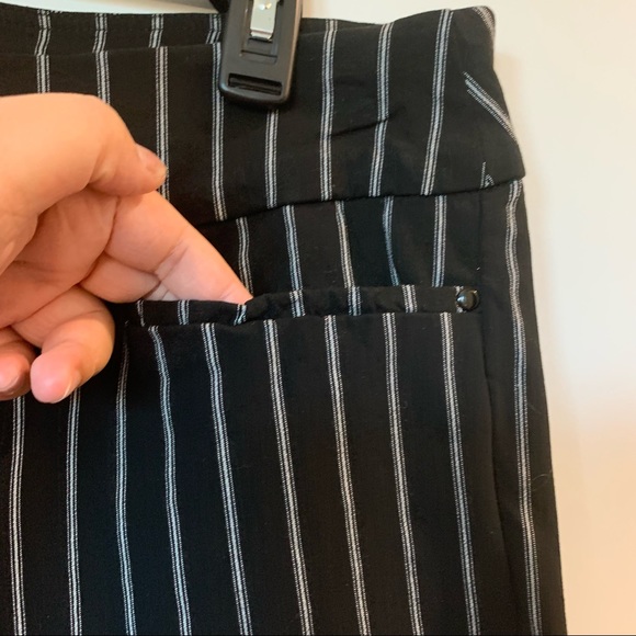 Womens Plus Size 89th + Madison Black & White Stripe Capris Pants 16w - Picture 4 of 11